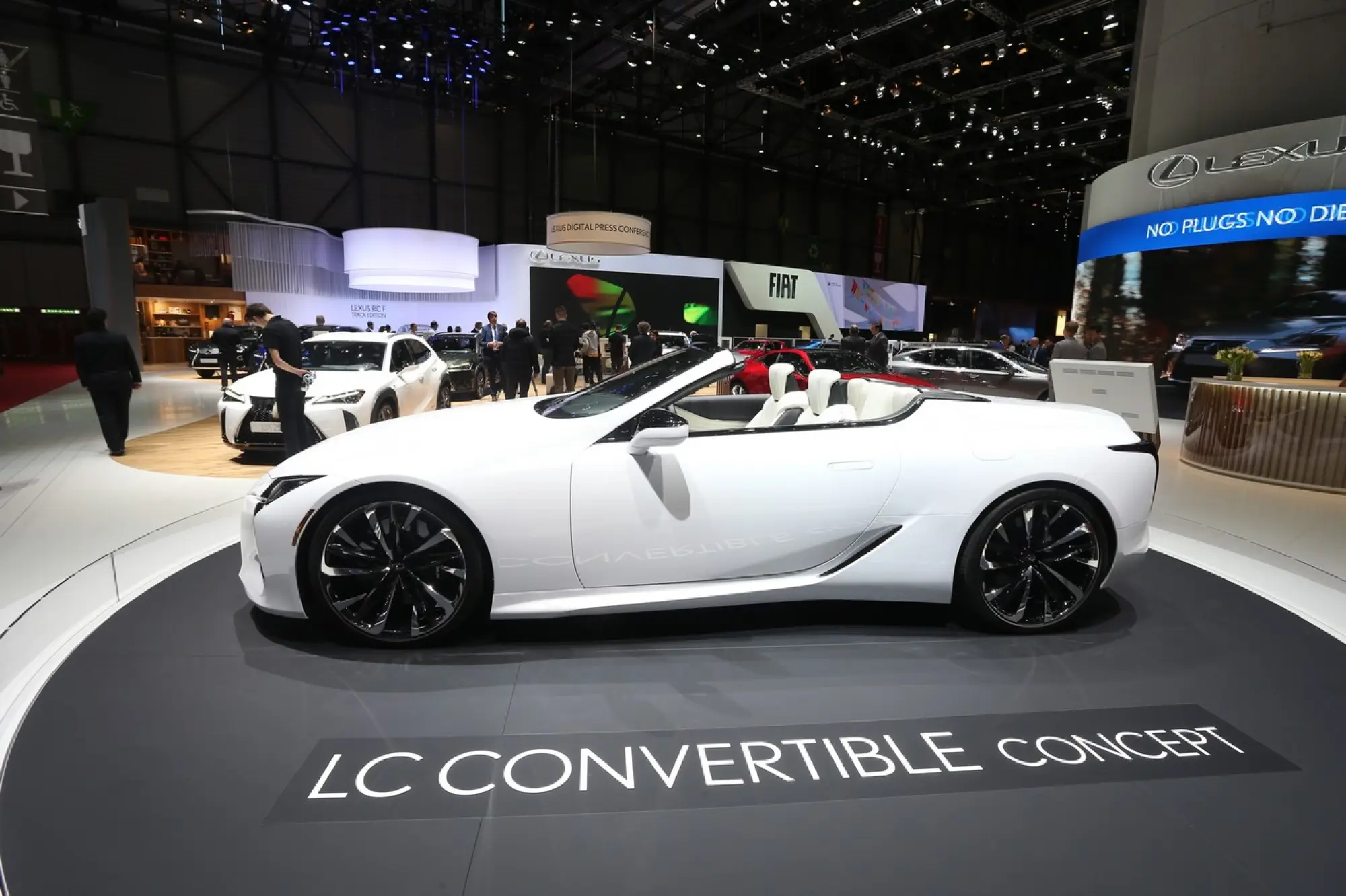 Lexus LC Convertible - Salone di Ginevra 2019 - 5
