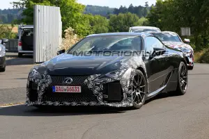 Lexus LC-F foto spia 24 luglio 2018