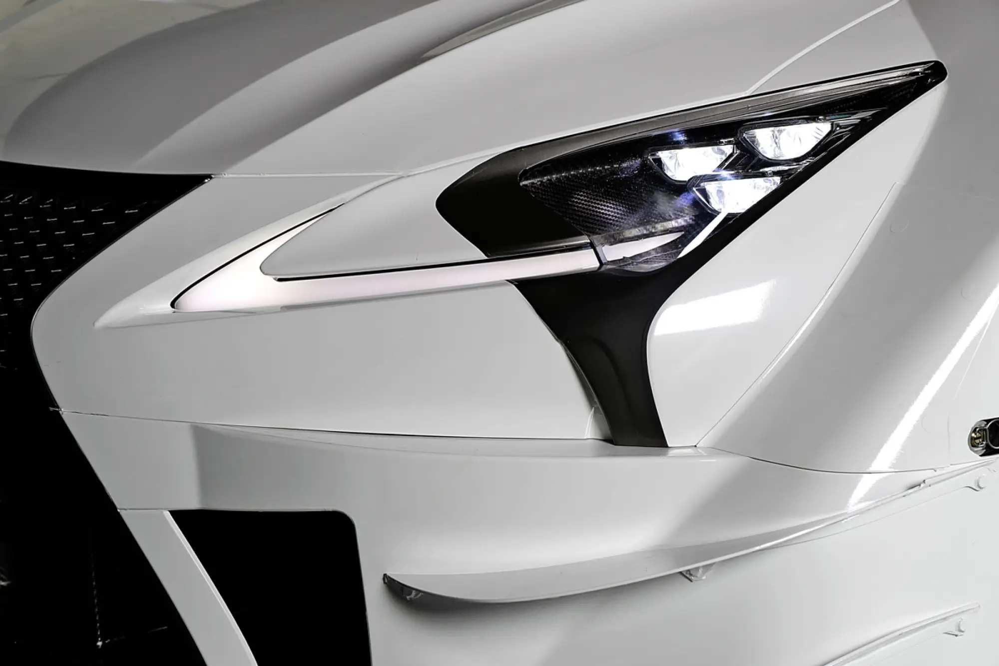 Lexus LC500 2017 (GT500) - 3