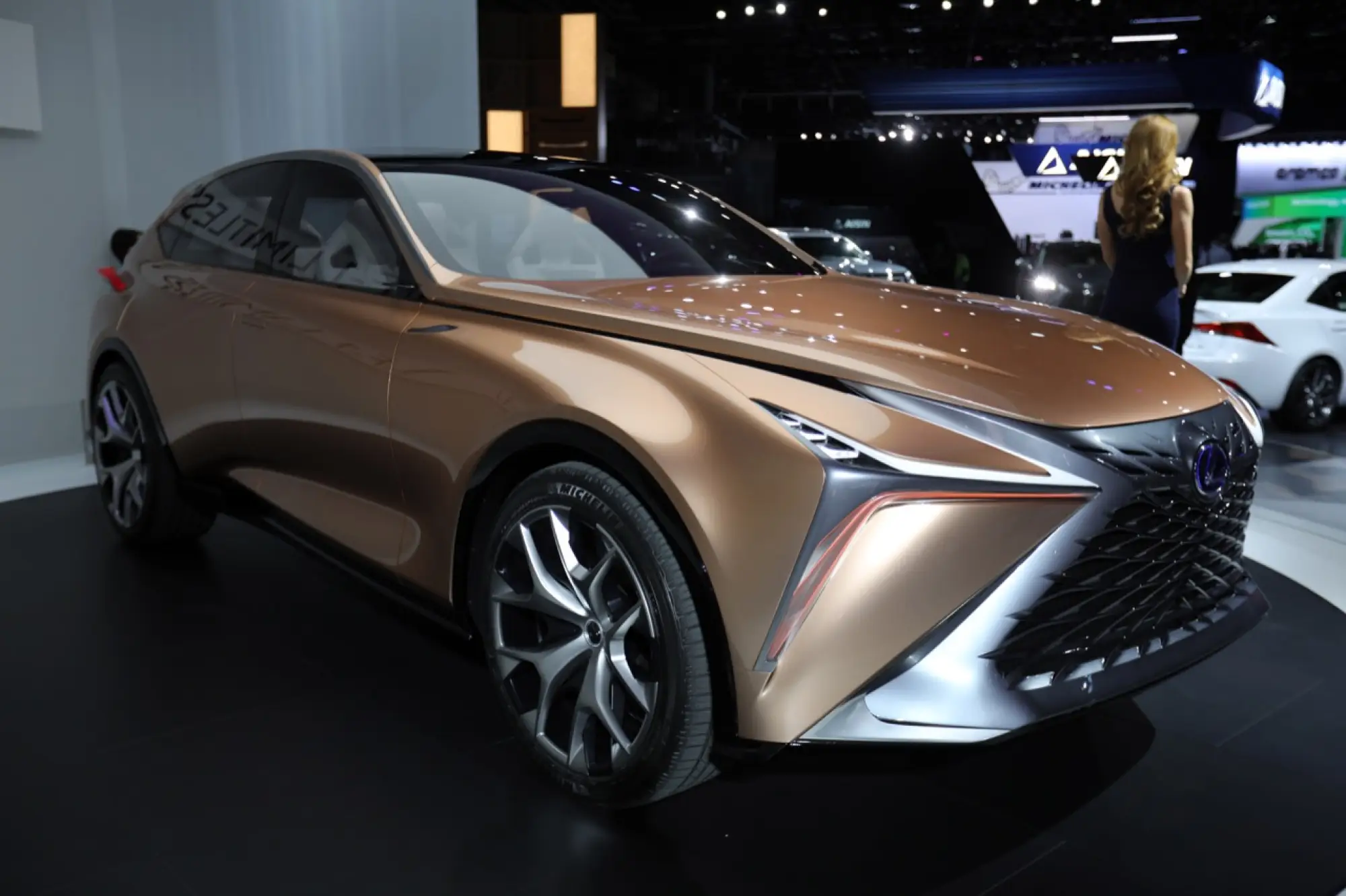 Lexus LF-1 Limitless Concept - Salone di Detroit 2018 - 12