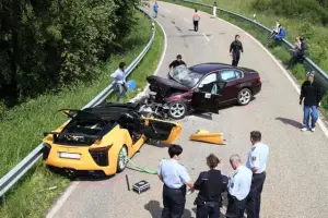 Lexus LF-A Nurburgring Edition incidente - 2