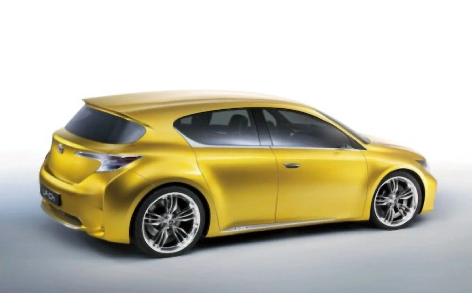 Lexus LF-Ch - 9