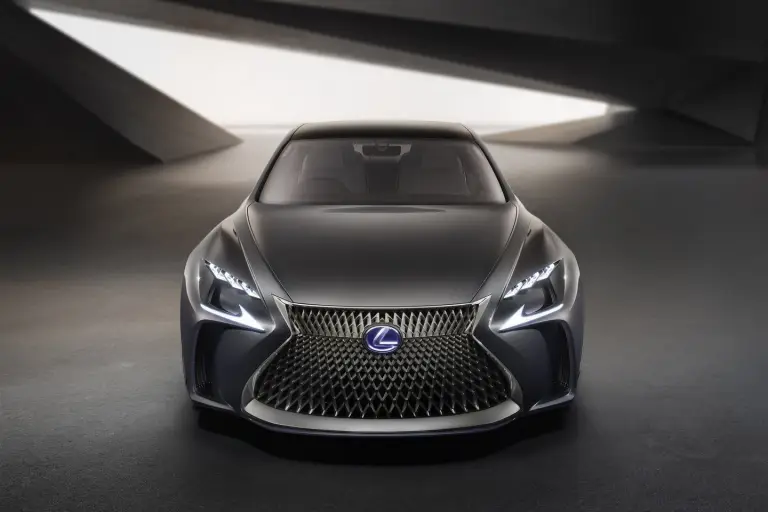 Lexus LF-FC Concept - 4
