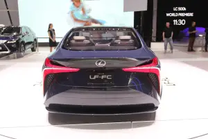 Lexus LF-FC - Salone di Ginevra 2016