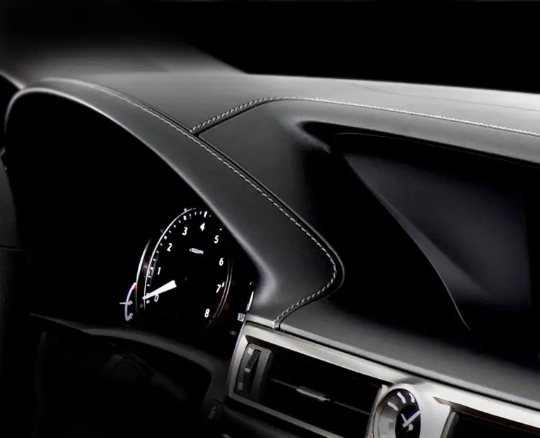 Lexus-LF-Gh - 6