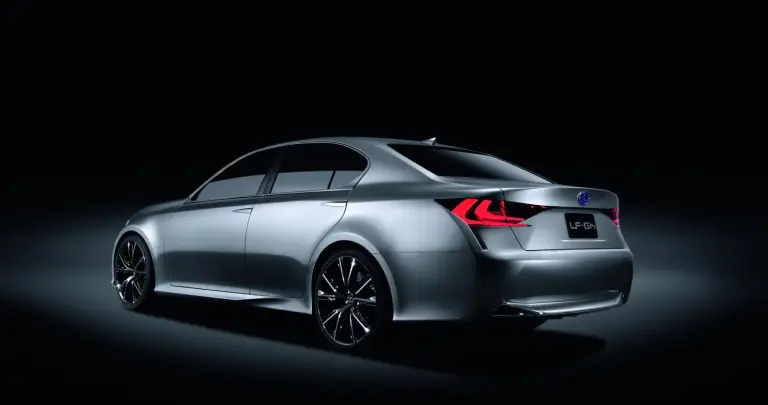 Lexus-LF-Gh - 9