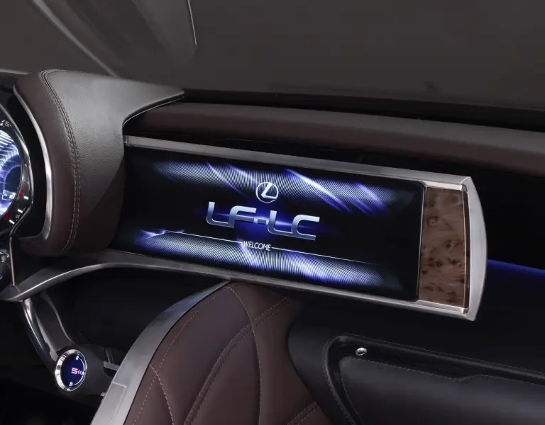 Lexus LF-LC Concept nuove immagini - 11