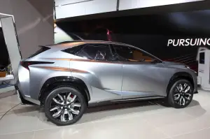 Lexus LF-NX - Salone di Detroit 2014 - 2