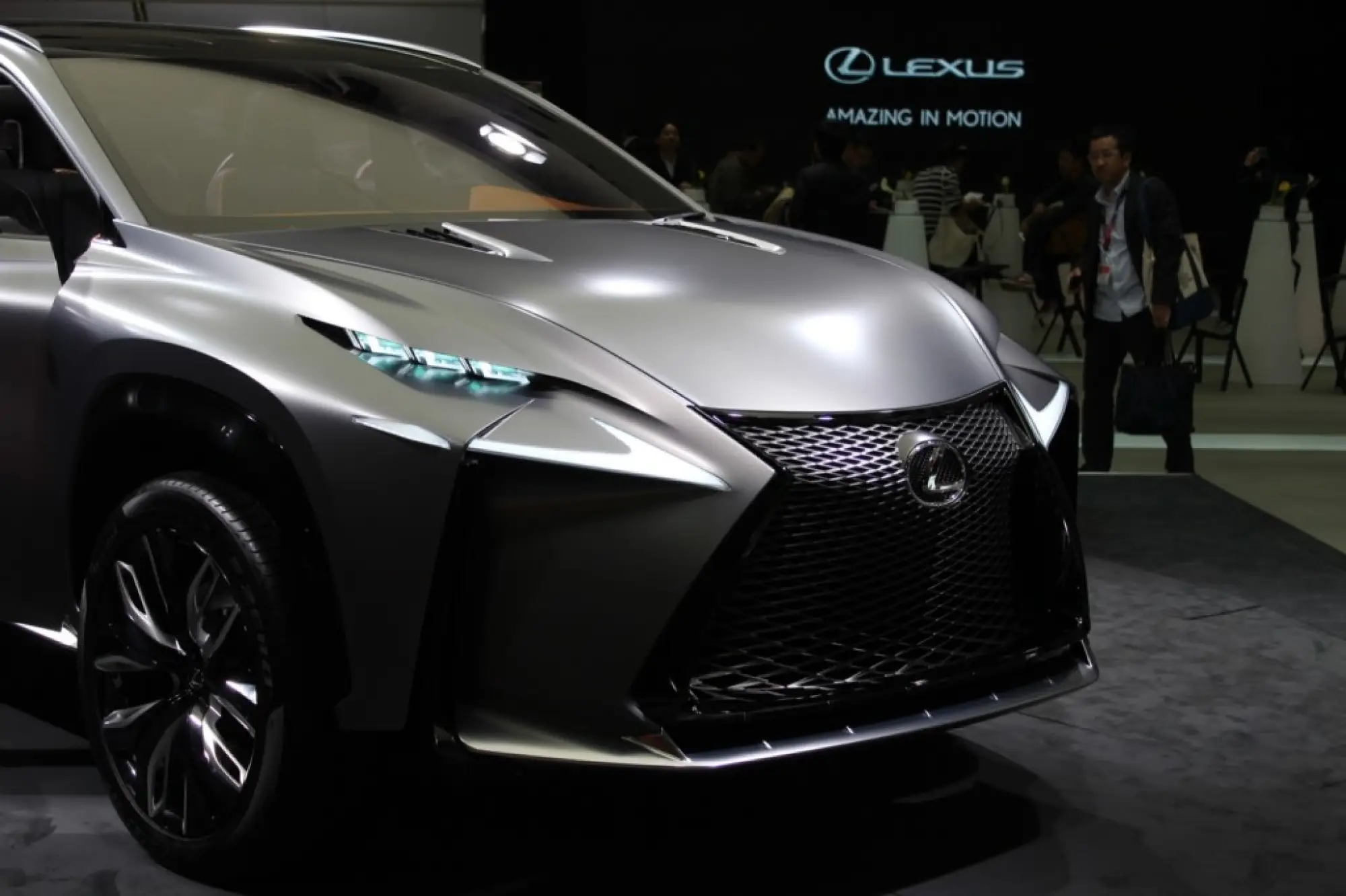 Lexus LF-NX Turbo Advanced Crossover Concept - Salone di Tokyo 2013 - 8