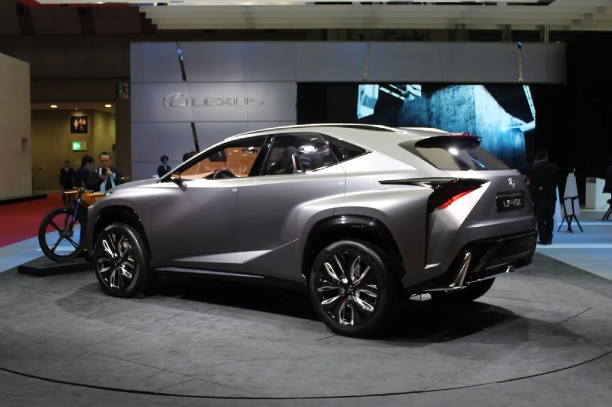 Lexus LF-NX Turbo Advanced Crossover Concept - Salone di Tokyo 2013 - 19