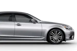 Lexus LS 2013 nuove immagini