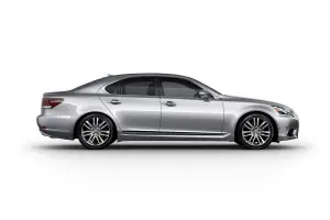 Lexus LS 2013 nuove immagini