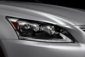 Lexus LS 2013 nuove immagini