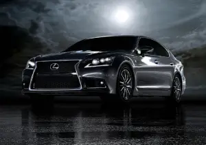 Lexus LS 2013 prime immagini