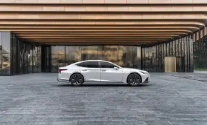 Lexus LS 2021 - 2
