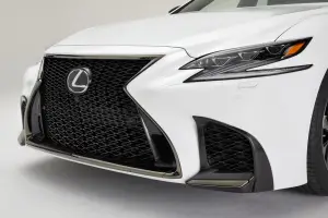 Lexus LS 500 F Sport MY 2018 - 23