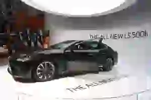 Lexus LS 500h - Salone di Ginevra 2017 - 5