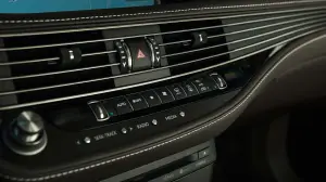 Lexus LS 500h - 11