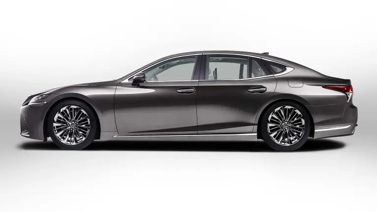 Lexus LS 500h - 13