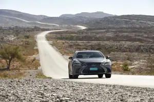 Lexus LS Hybrid MY 2018