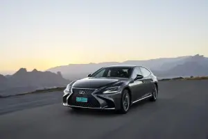 Lexus LS Hybrid MY 2018