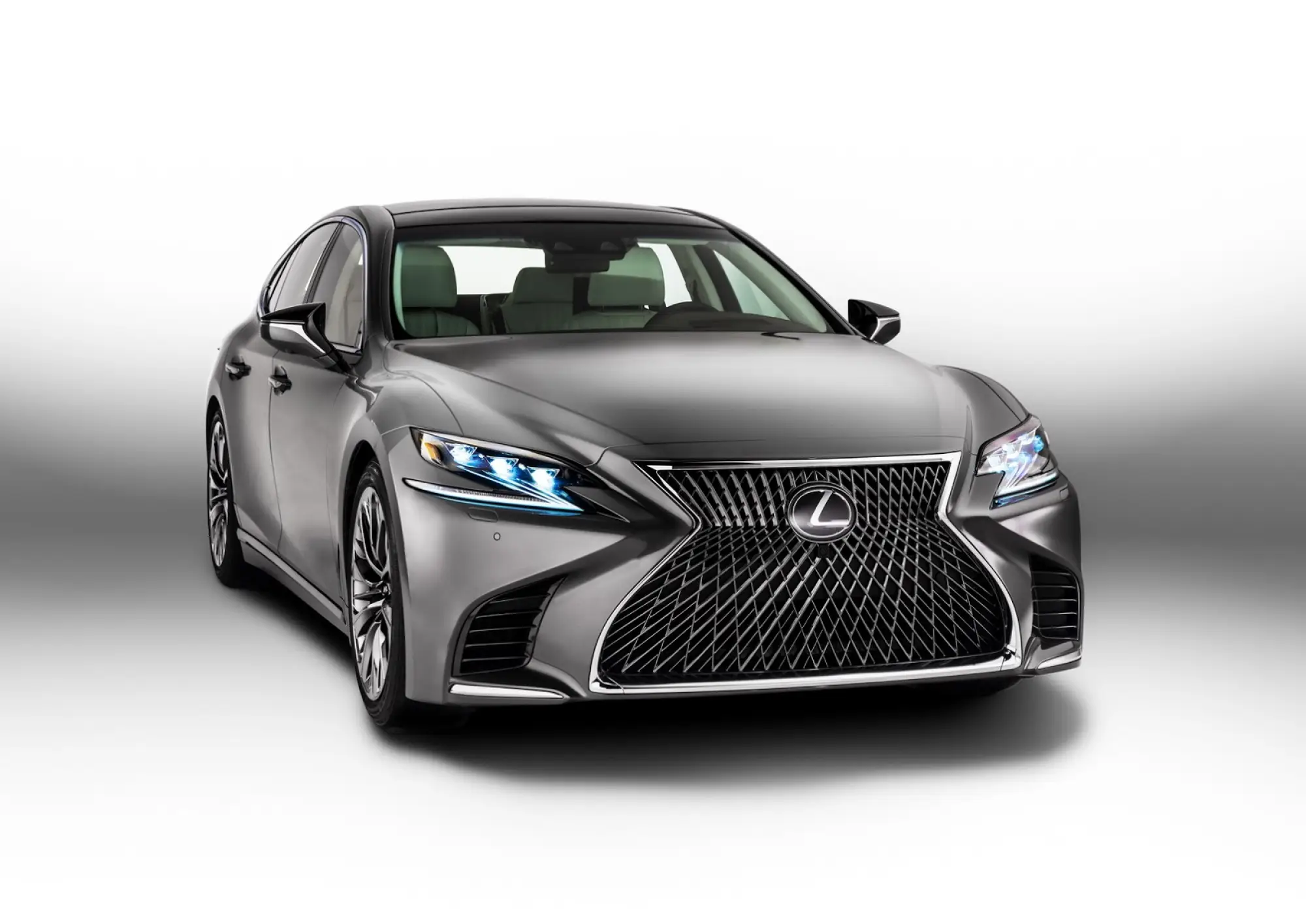 Lexus LS MY 2018 - 3