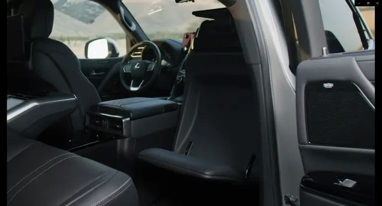 Lexus LX 600 2022 - Foto ufficiali - 48