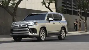 Lexus LX 600 2022 - Foto ufficiali