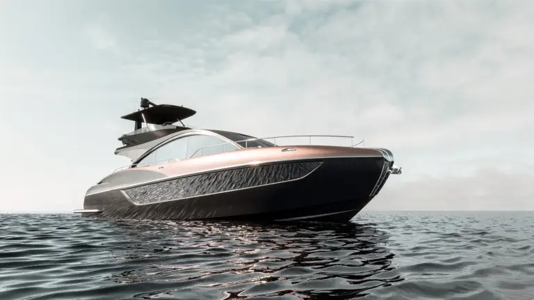 Lexus LY 650 Yacht - 9