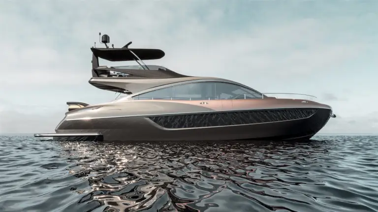 Lexus LY 650 Yacht - 11