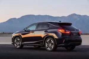 Lexus - nuove RX e GS 200t