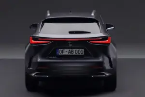 Lexus NX 2022 - Foto leaked - 1