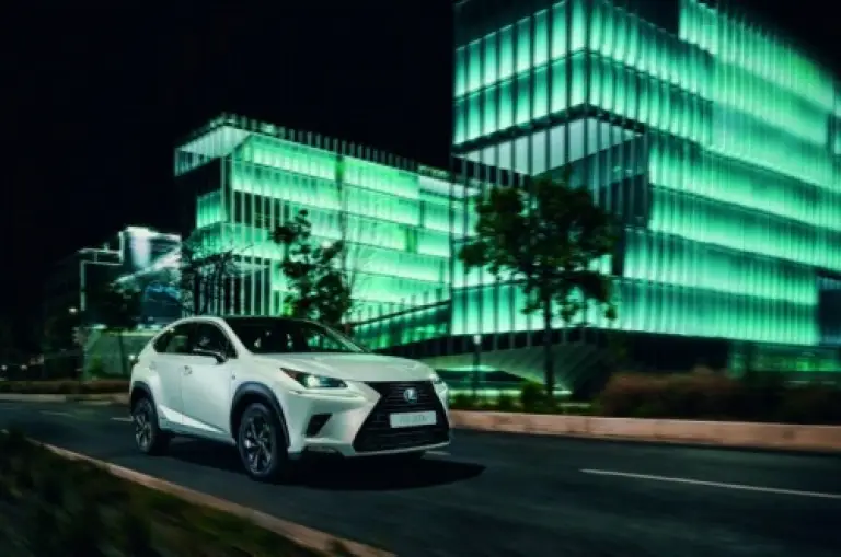 Lexus NX Special Edition Sport - 4