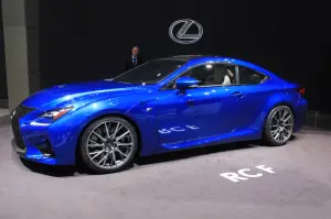 Lexus RC F Foto Live - Salone di Ginevra 2014 - 15