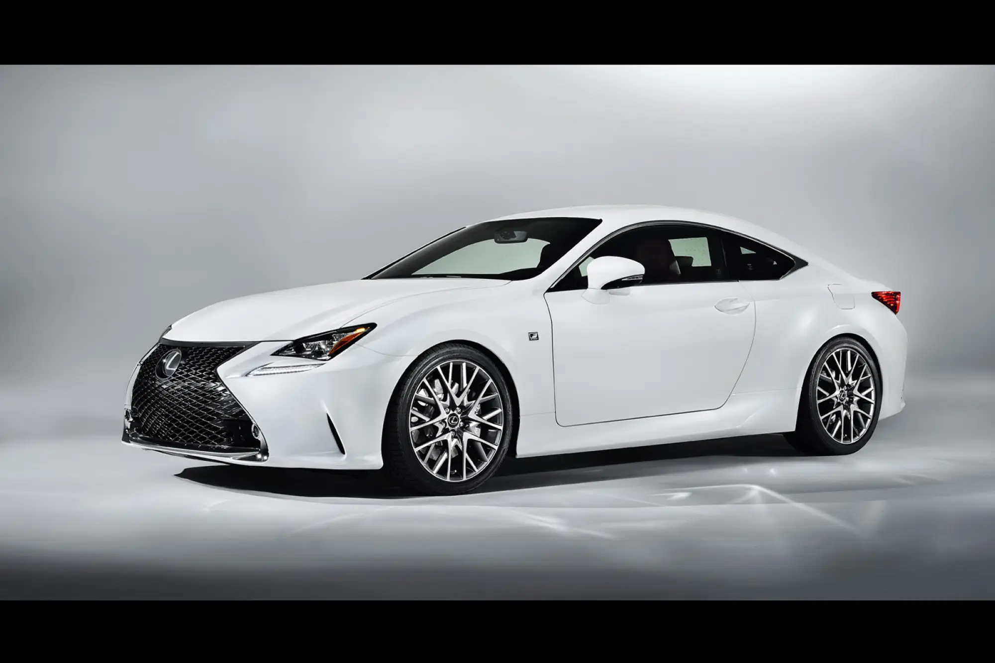 Lexus RC F Sport - 5