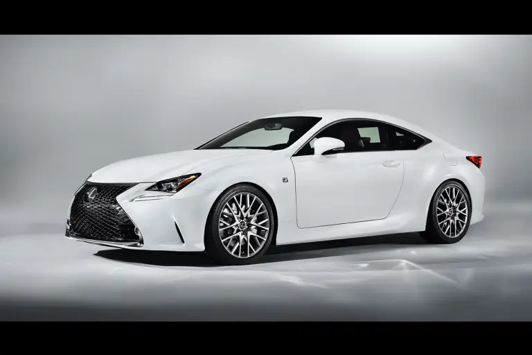 Lexus RC F Sport - 5