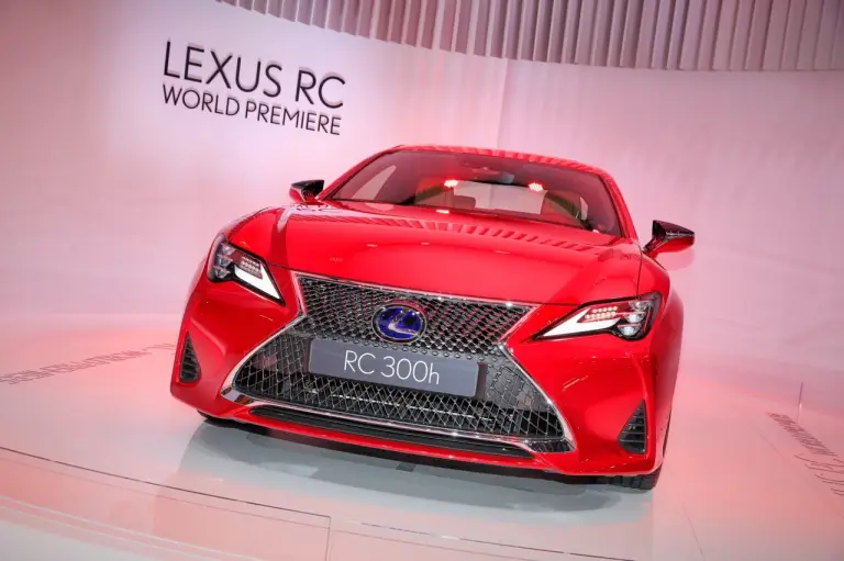 Lexus RC Facelift - Salone di Parigi 2018 - 5