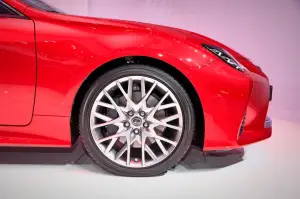 Lexus RC Facelift - Salone di Parigi 2018 - 18