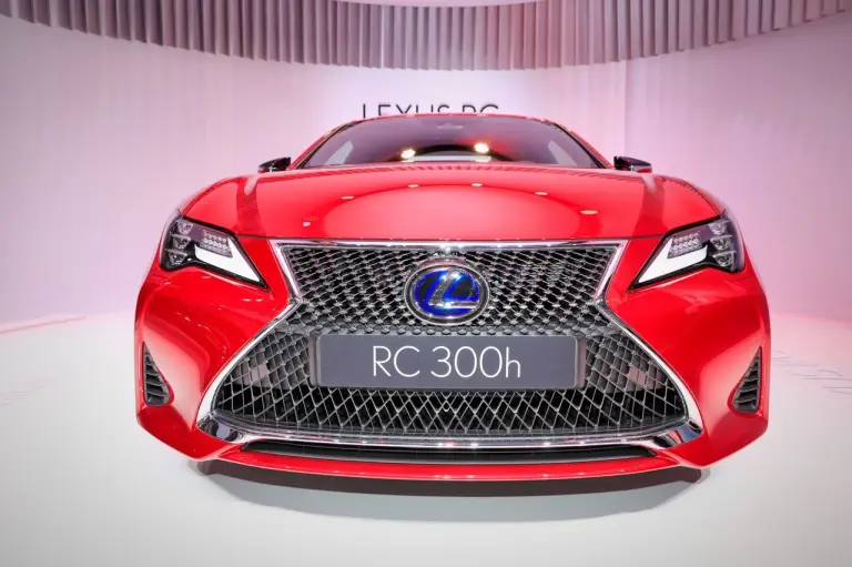 Lexus RC Facelift - Salone di Parigi 2018 - 20