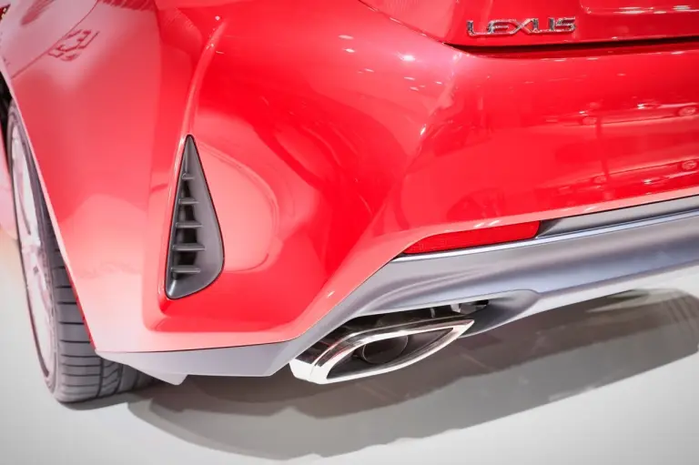 Lexus RC Facelift - Salone di Parigi 2018 - 24