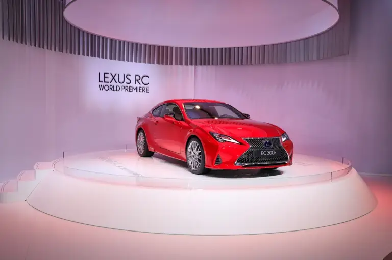 Lexus RC Facelift - Salone di Parigi 2018 - 26