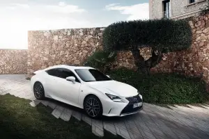 Lexus RC Hybrid - 1