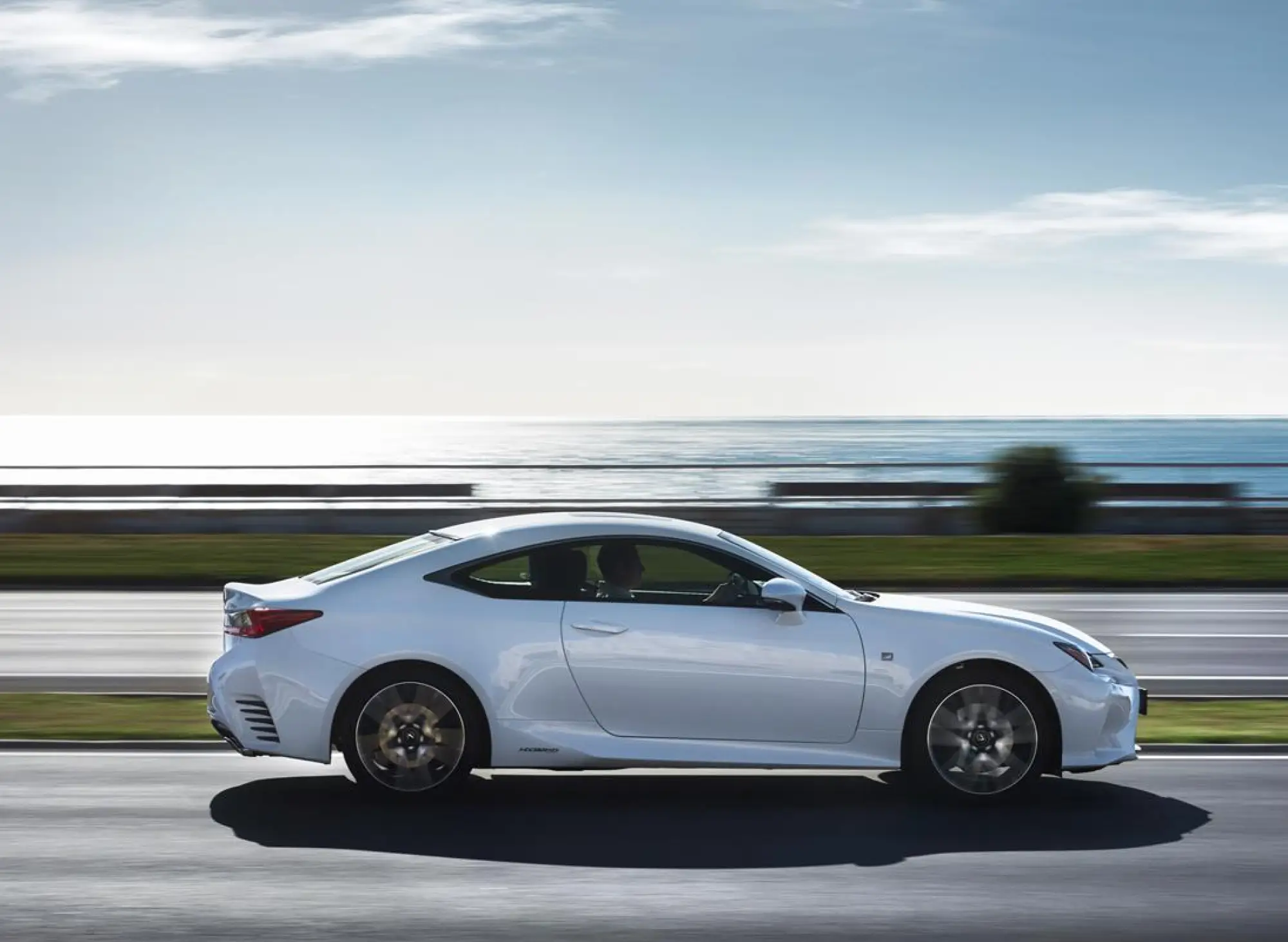 Lexus RC Hybrid - 6