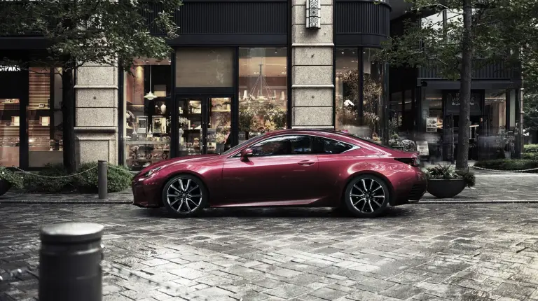 Lexus RC - 1