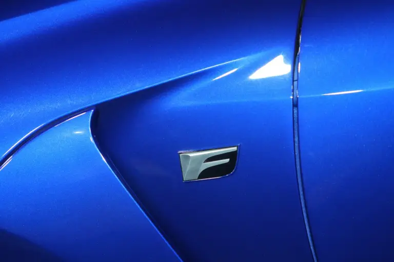  Lexus RCF - Salone di Detroit 2014 - 27