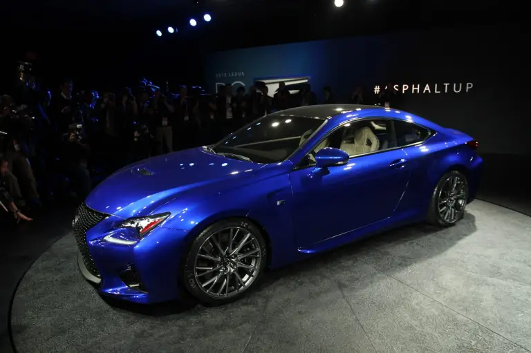  Lexus RCF - Salone di Detroit 2014 - 40