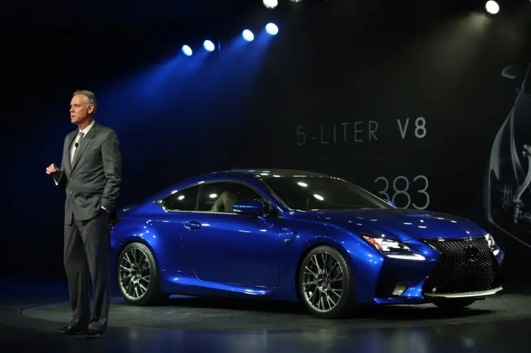  Lexus RCF - Salone di Detroit 2014 - 42