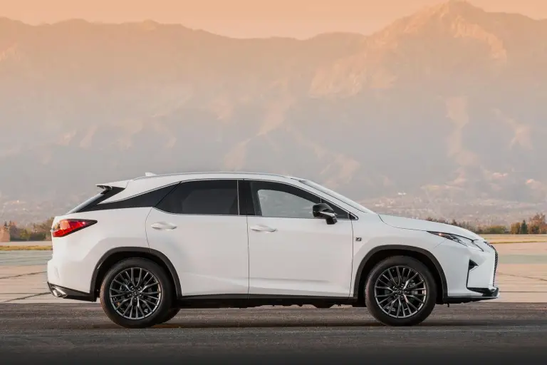 Lexus RX 2016 - 18