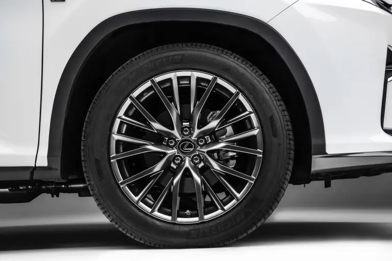 Lexus RX 2016 - 19