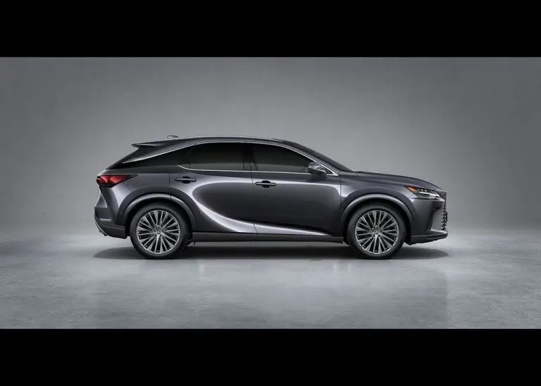 Lexus RX 2022 - 136